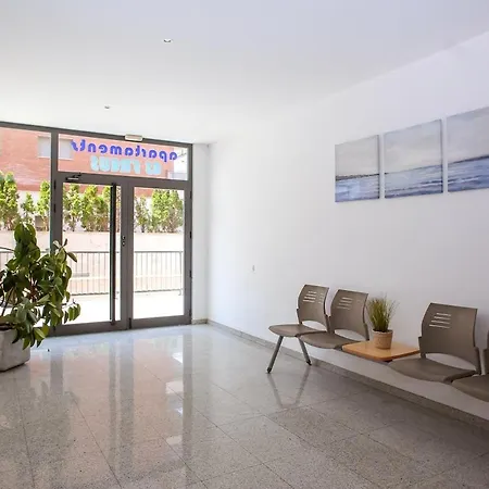 Laura Modern, Sunny In Quiet Area Apartamento Lloret de Mar