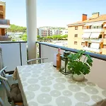 公寓 Laura Modern, Sunny In Quiet Area