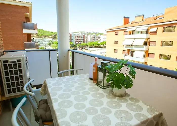 Apartament Laura Modern, Sunny In Quiet Area